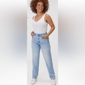 American Eagle Light Wash Straight Leg Jeans